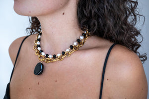 BLACK & WHITE - Collana con cristalli e catena - OE!